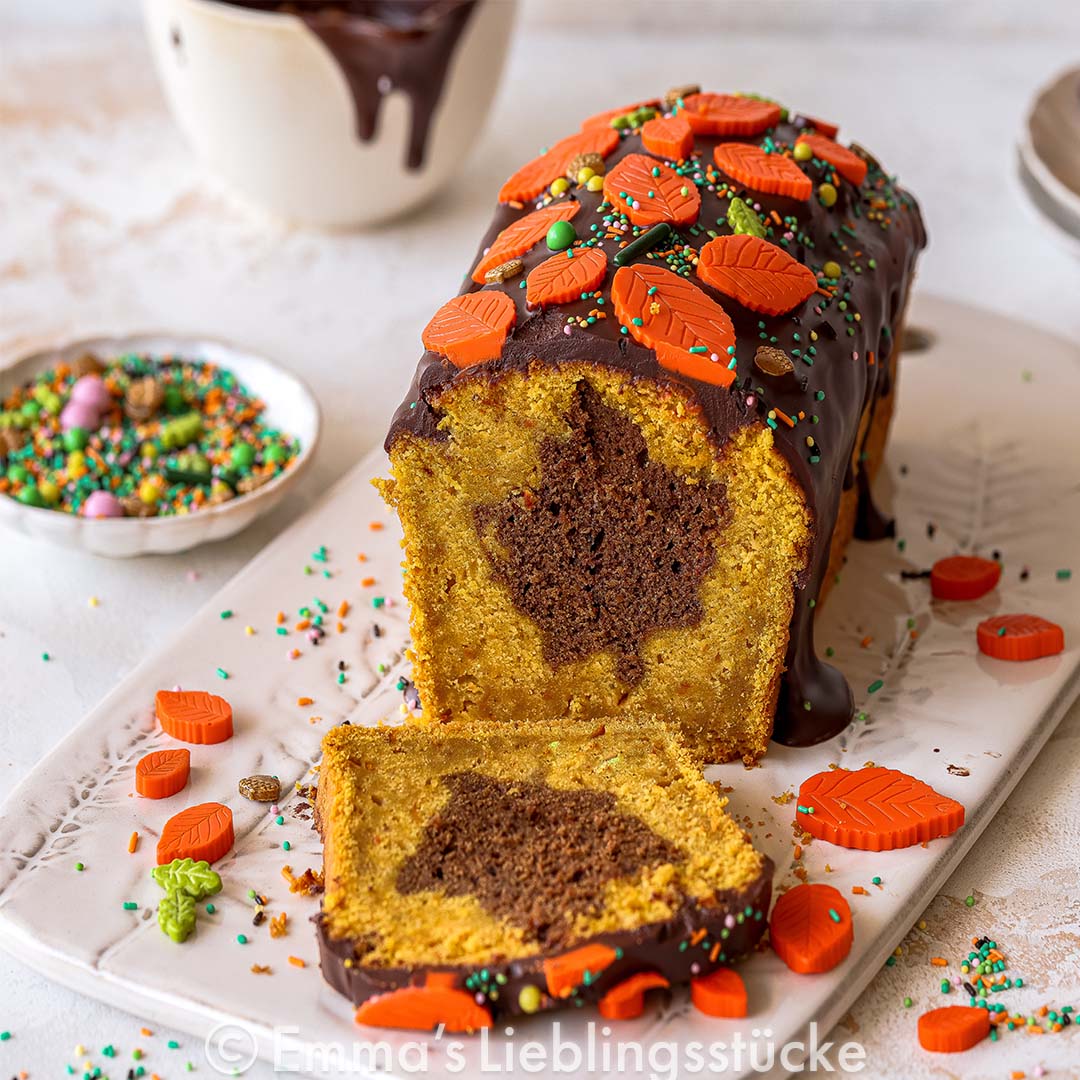 Maple leaf cookie cutter