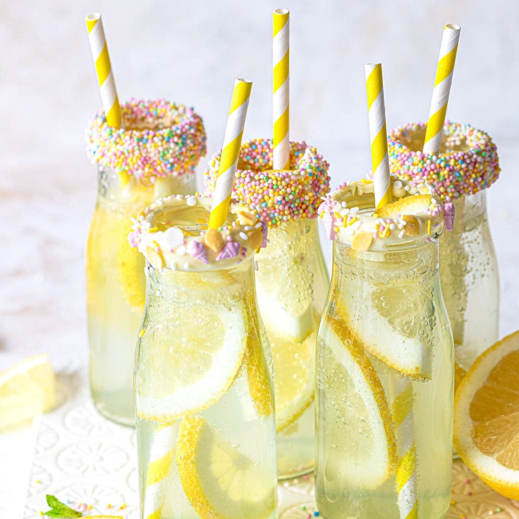 Słomki do posypywania Happy Sprinkles żółto-białe w paski